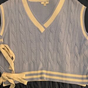 Entro Cream and Blue Knit Sweater